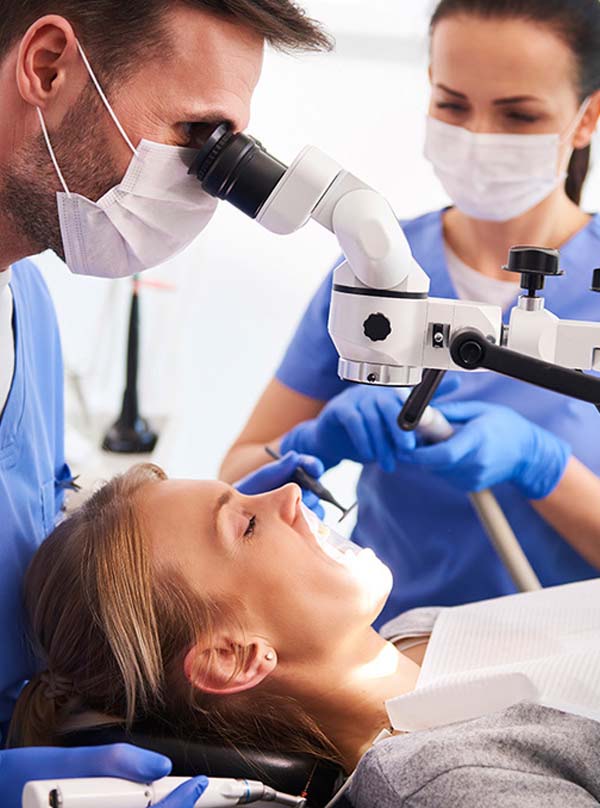 tratamientos cirugia oral en clinicas dentales Sant Feliu de Llobregat